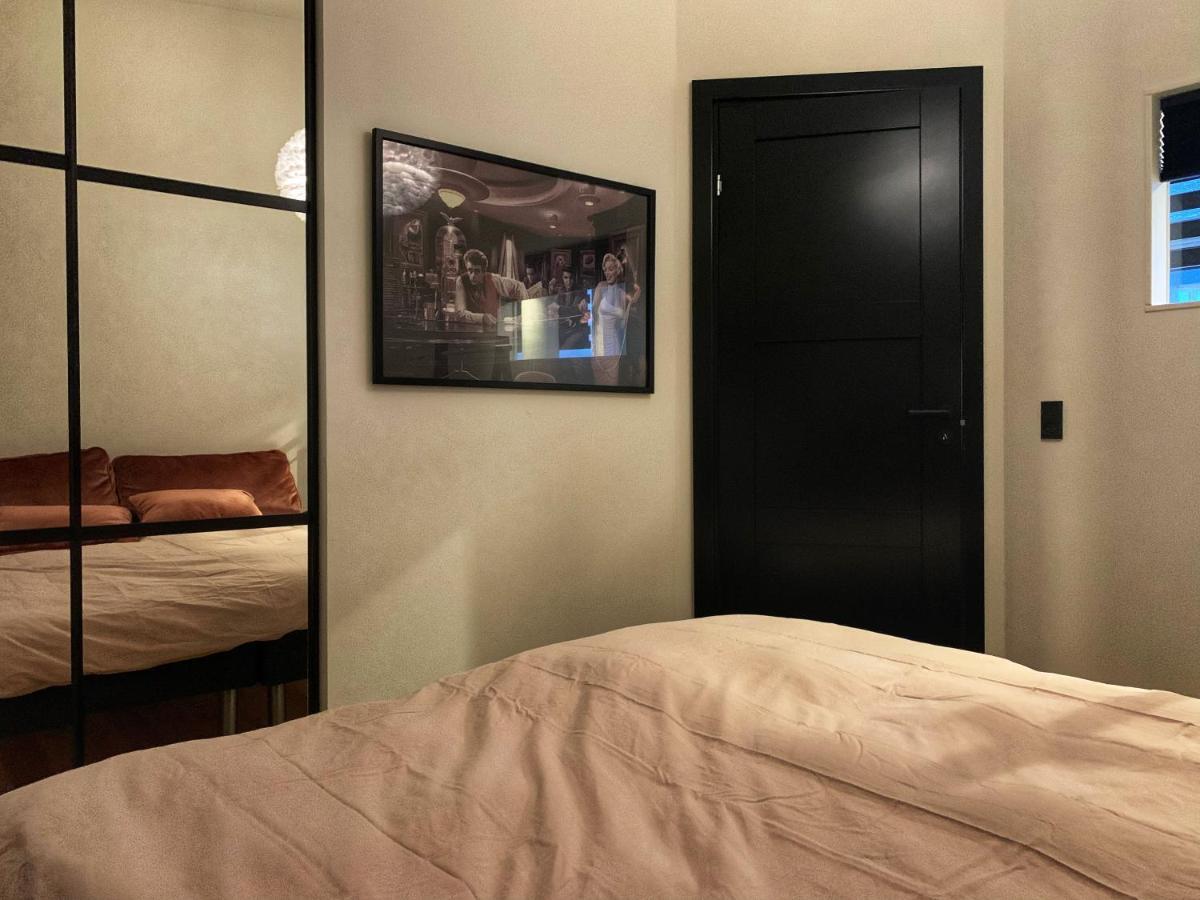 Broncks Apartment 5 - Modern 2-Bedroom In The Heart Of Torshavn Bagian luar foto
